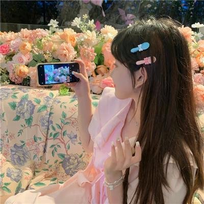 少年与水球